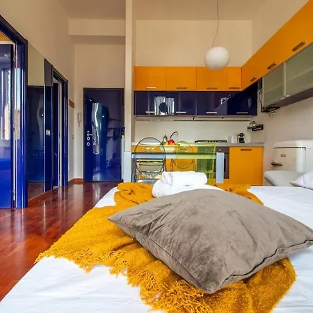 Station 5 Min - Double Bed Caiazzo 4 Guests Wifi * ミラノ