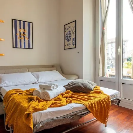 アパート Station 5 Min - Double Bed Caiazzo 4 Guests Wifi ミラノ