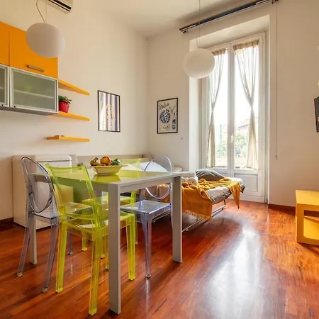 Апартаменты Station 5 Min - Double Bed Caiazzo 4 Guests Wifi *